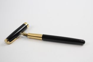 Parker Sonnet Black Lacquer Fountain Pen w/ 18ct Gold Nib WRITING // Dip Tested & WRITING In