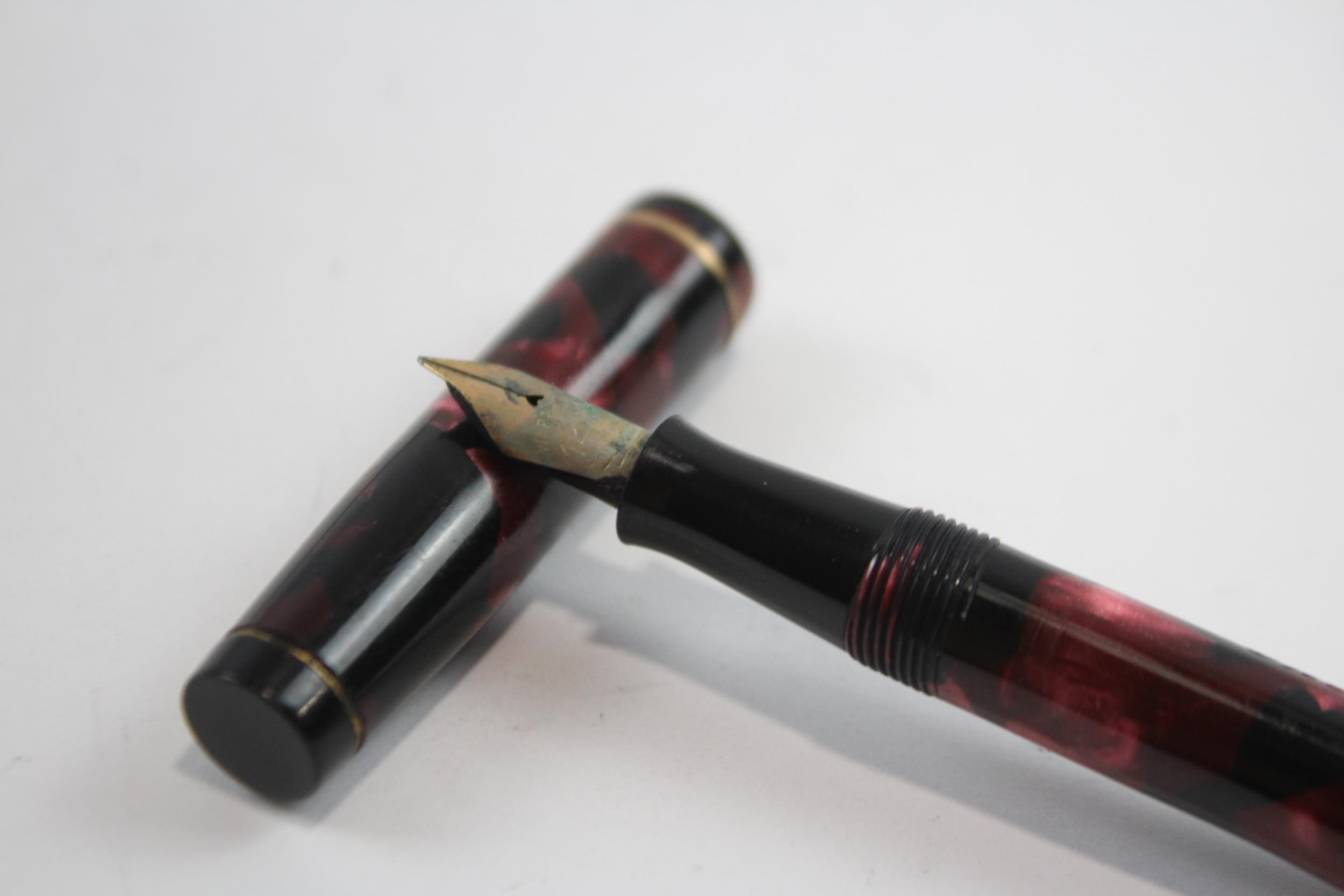 Vintage De La Rue Dainty Burgundy Fountain Pen w/ 14ct Gold Nib WRITING // - Image 2 of 6