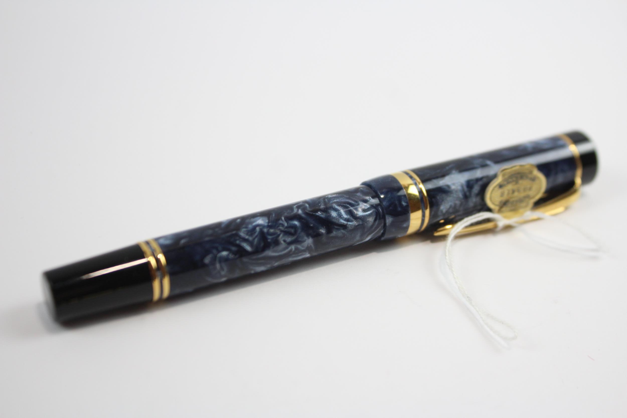 Parker Duofold Navy Lacquer Fountain Pen w/ 18ct Gold Nib, Ballpoint Etc // Dip Tested & WRITING - Image 5 of 8