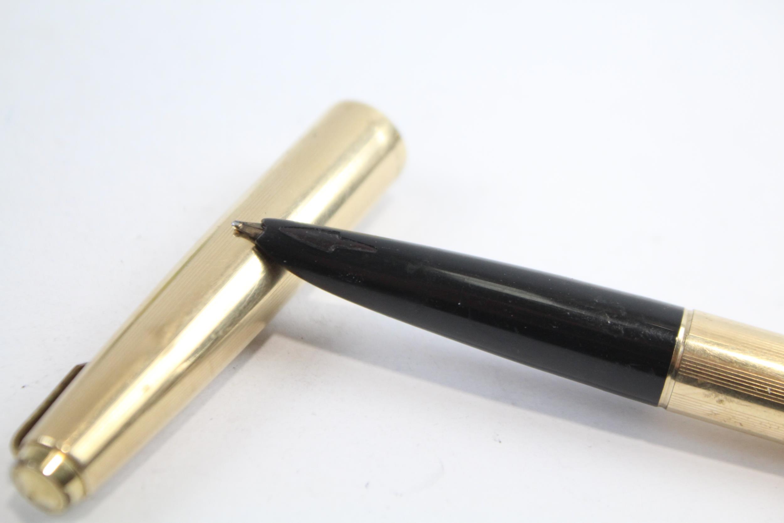 Vintage Parker 61 Gold Plated Fountain Pen w/ 14ct Gold Nib WRITING (24g) // Dip Tested & WRITING In - Image 2 of 5