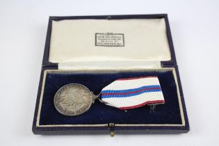 ER.II 1977 Silver Jubilee Medal Cased // ER.II 1977 Silver Jubilee Medal Cased In vintage