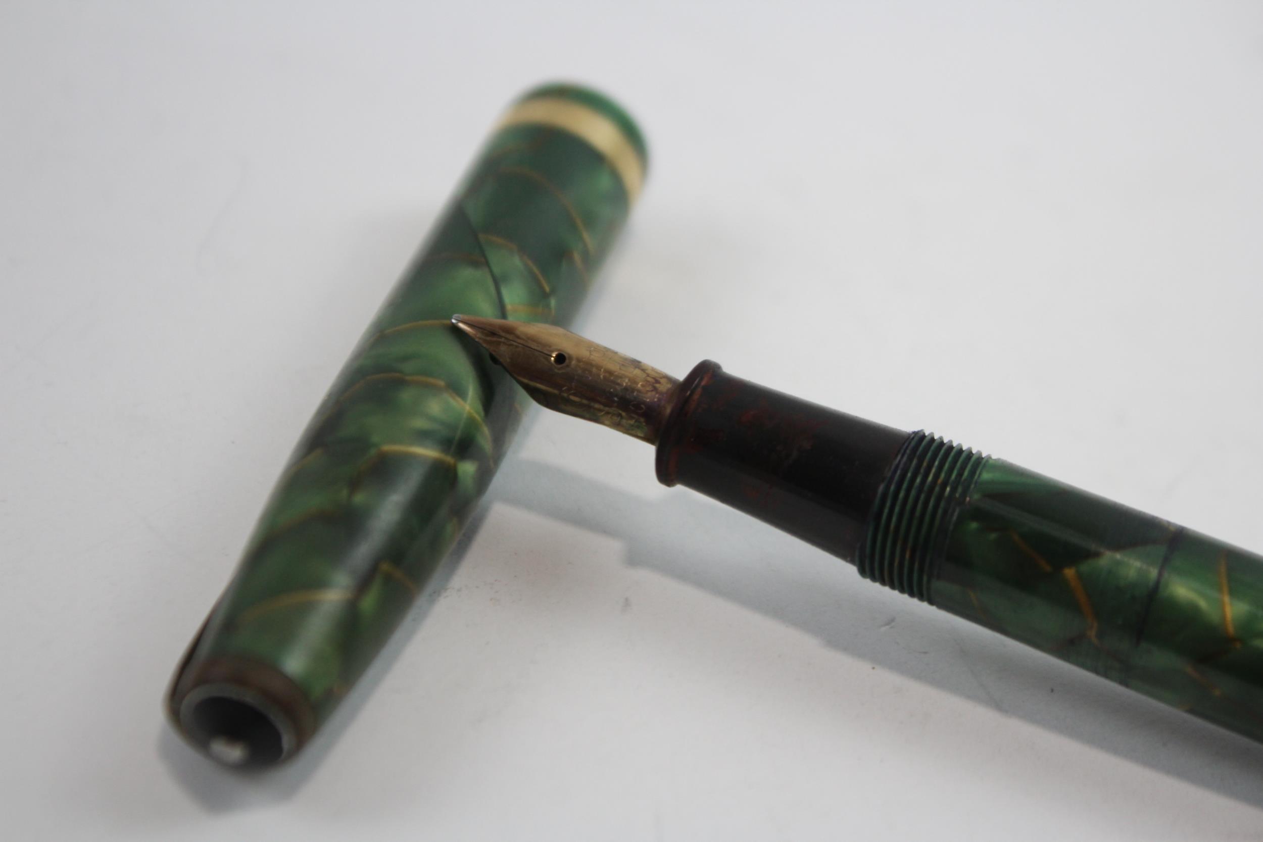 Vintage CONWAY STEWART Green Fountain Pen w/ 14ct Gold Nib WRITING // Dip Tested & WRITING In - Image 2 of 7