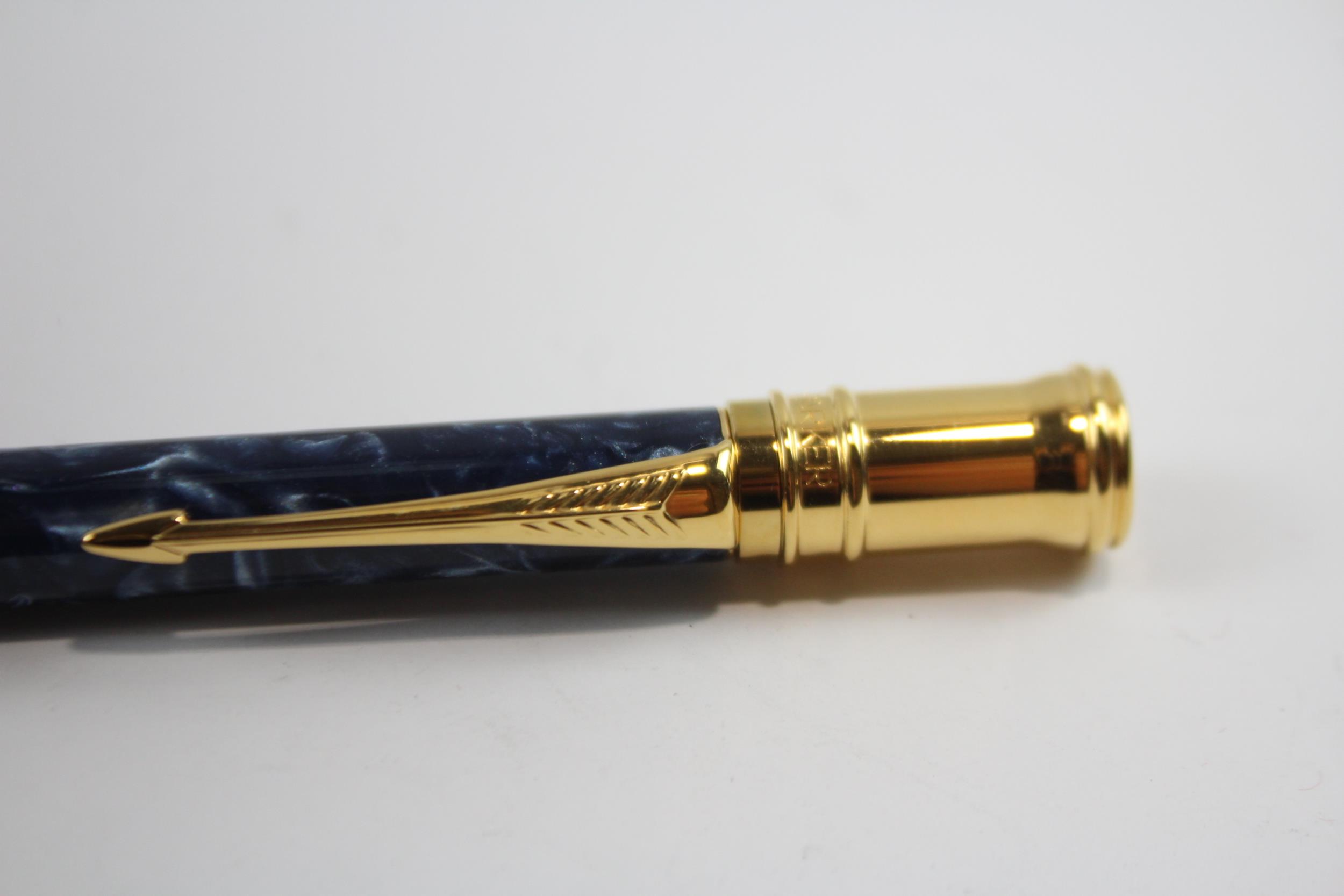 Parker Duofold Navy Lacquer Fountain Pen w/ 18ct Gold Nib, Ballpoint Etc // Dip Tested & WRITING - Image 7 of 8