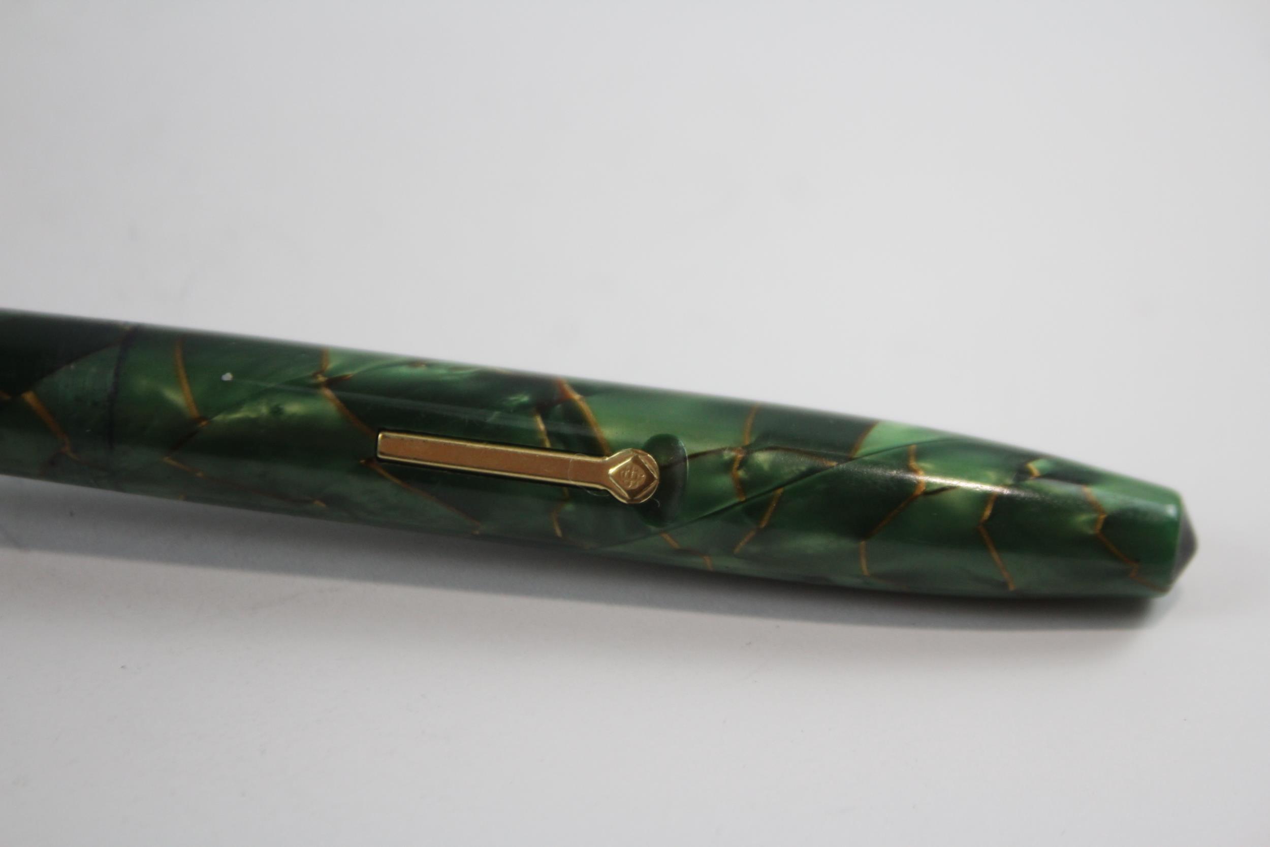 Vintage CONWAY STEWART Green Fountain Pen w/ 14ct Gold Nib WRITING // Dip Tested & WRITING In - Image 4 of 7