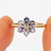 9ct gold tanzanite & diamond floral cluster ring (1.5g) Size H