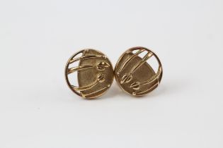 9ct gold vintage Ola Gorie paired stud earrings (2.9g)