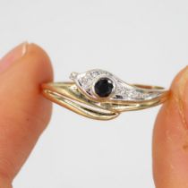 9ct gold sapphire & diamond dress ring (1.2g) Size P