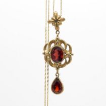 9ct gold vintage garnet drop pendant necklace (4g)