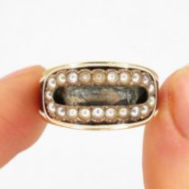 9ct gold antique Victorian seed pearl & enamel mourning ring, as is (5.1g) Size M