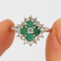 18ct white gold vintage emerald & diamond dress ring (4.6g) Size N 1/2