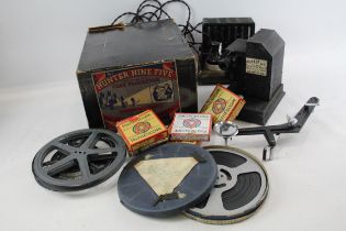 Vintage Hunter Nine Five Cine Projector - Boxed //"