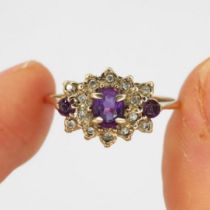 9ct gold vintage amethyst & diamond trilogy cluster ring (1.6g) Size M 1/2