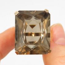 9ct gold vintage smokey quartz dress ring (14.6g) Size O