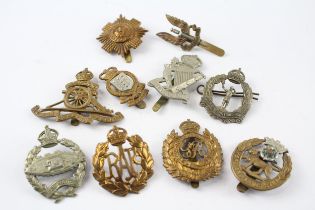 10 x Military Cap Badges Inc. S.A.S - Tank Regt. - York & Lancs Etc //