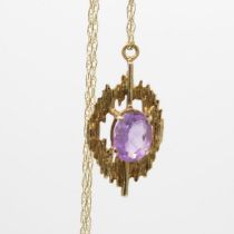 9ct gold vintage modernist textured amethyst pendant necklace (2.7g)
