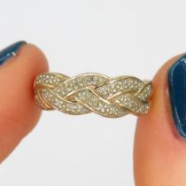 9ct gold diamond weave dress ring (2g) Size K