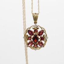 9ct gold vintage garnet & diamond floral pendant necklace (2.5g)