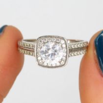 9ct white gold white gemstone set halo ring (2.2g) Size P 1/2