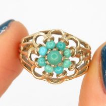 9ct gold vintage turquoise floral cluster dress ring (3g) Size K 1/2