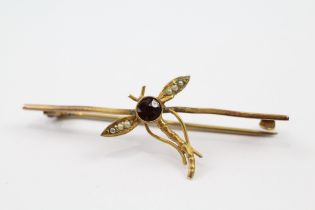9ct gold antique garnet & seed pearl dragonfly bar brooch (2.5g)
