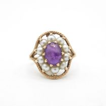 9ct gold amethyst & cultured pearl oval cluster ring (3.8g) Size M