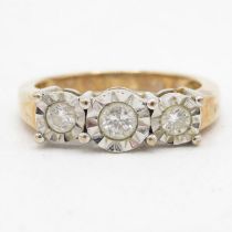 9ct round brilliant cut diamond three stone ring (2.5g) Size J 1/2