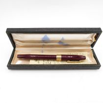 Vintage SHEAFFER Imperial Burgundy Fountain Pen w/ 14ct Gold Nib WRITING Boxed // Dip Tested &