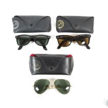 3x Pairs Ray Ban Sunglasses 2x etched RB and 1x Early Wayfarer etched BL //