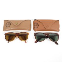 2x Pairs Ray Ban Sunglasses both etched BL //