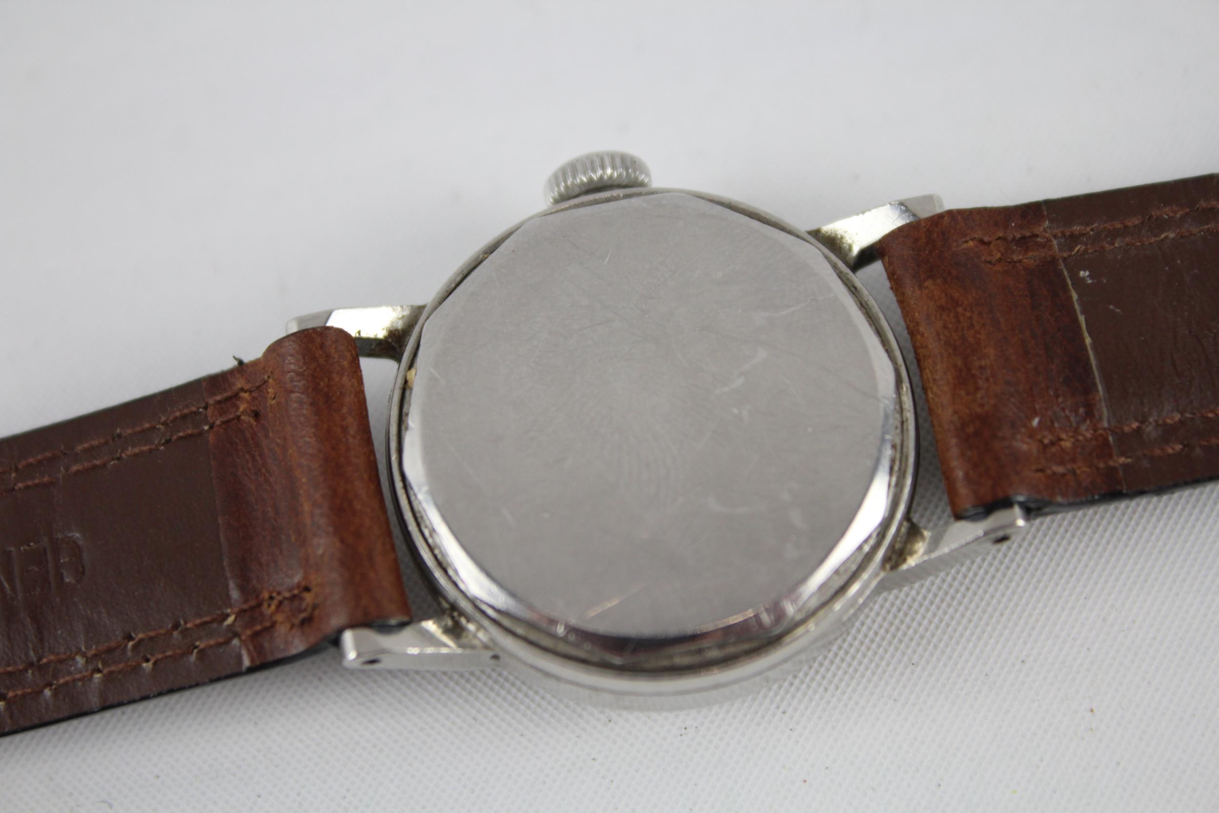 MOVADO Gents Military Style C.1940s WRISTWATCH Hand-wind WORKING // MOVADO Gents Military Style C. - Image 5 of 5
