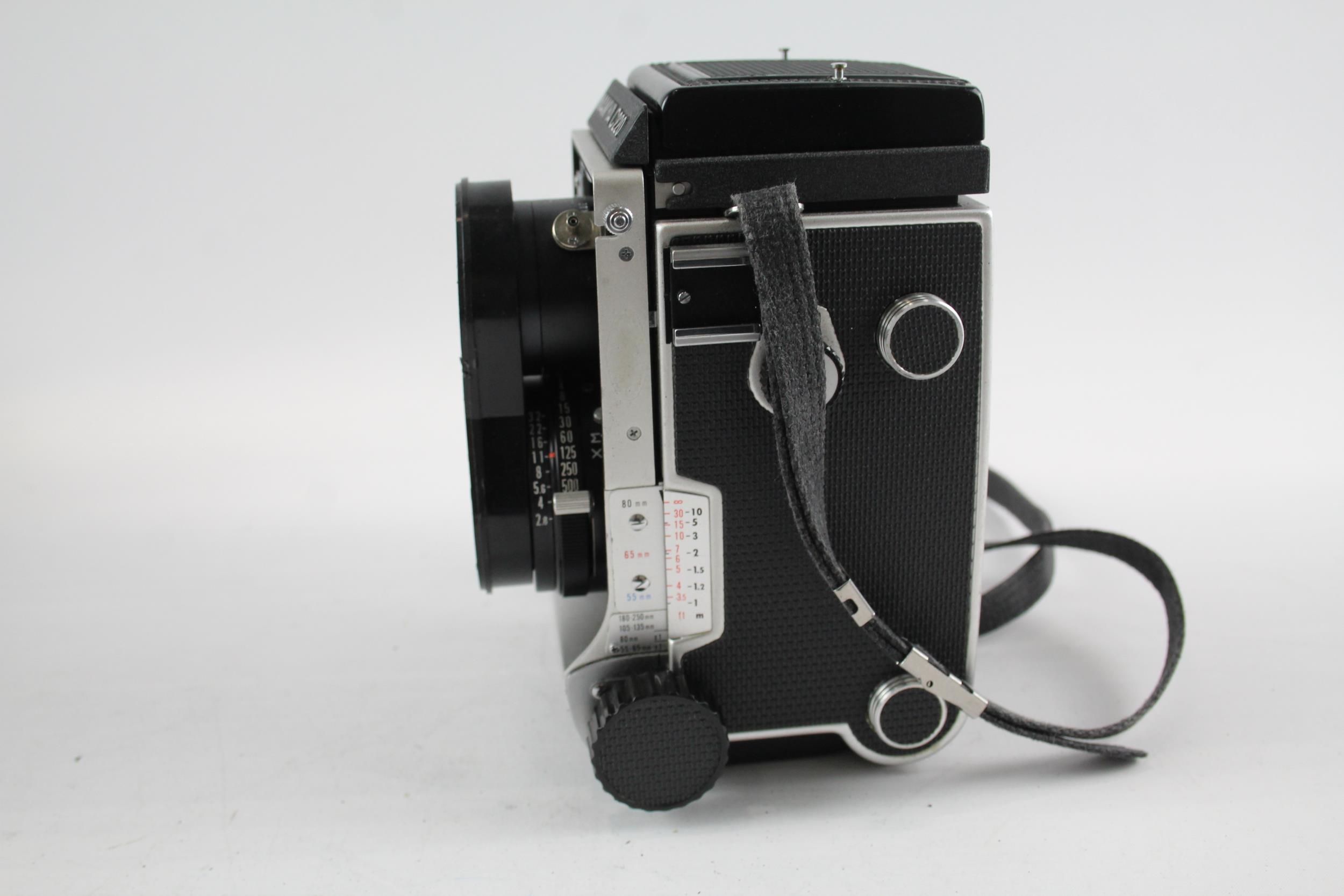 Mamiya C220 Professional Medium Format TWIN LENS CAMERA w/ 80mm Lenses WORKING // Mamiya C220 - Image 4 of 5
