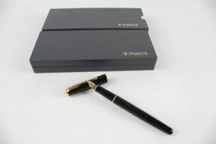 PARKER Sonnet Black Lacquer Fountain Pen w/ 18ct Gold Nib WRITING Boxed // w/ Original Box Dip