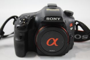 Sony A57 DSLR DIGITAL CAMERA Body Only WORKING // Sony A57 DSLR DIGITAL CAMERA (Body Only) This