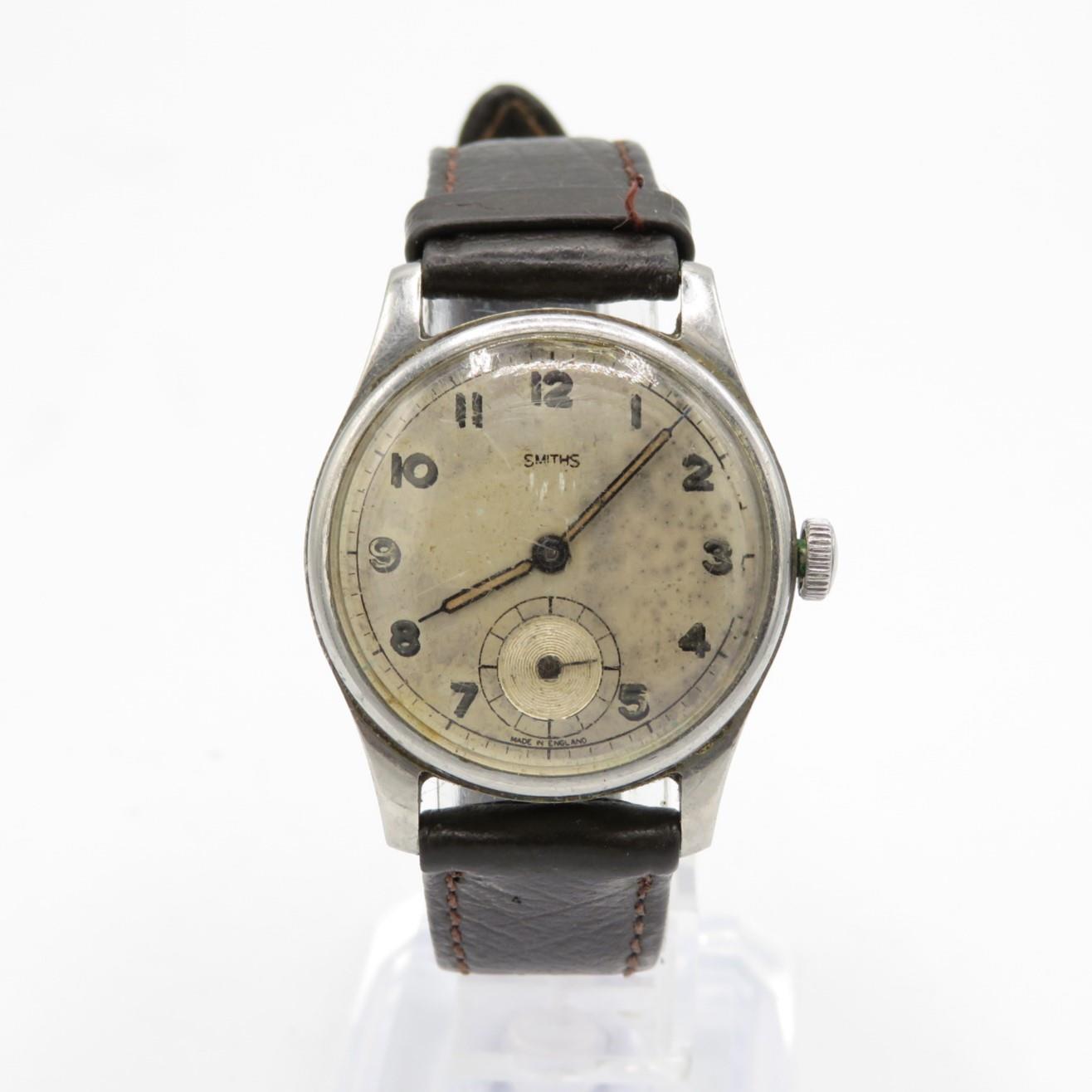 SMITHS Military Style Gents Vintage WRISTWATCH Hand-wind WORKING // SMITHS Military Style Gents