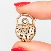 9ct gold antique openwork heart padlock (2.7g)