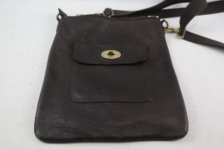 Mulberry 'Antony' Leather Crossbody Bag In Burgundy // Items are in previously owned condition Signs