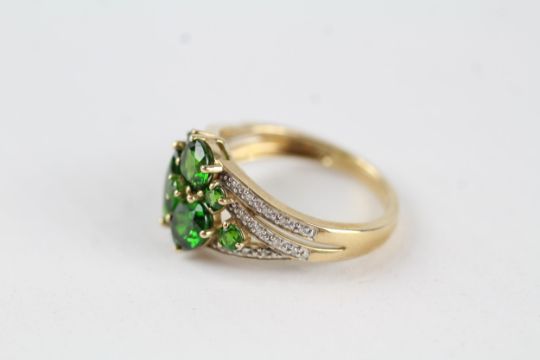 9ct gold diopside & diamond cluster ring (3.5g) Size P - Image 4 of 5