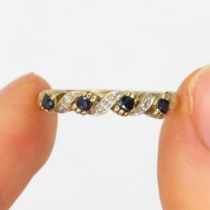 9ct gold diamond & sapphire dress ring (2.1g) Size P