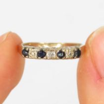 9ct gold sapphire & diamond ring (1.5g) Size I 1/2