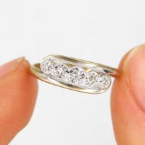 9ct gold platinum set diamond ring (1.6g) Size K