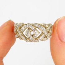 9ct gold diamond ring (3.8g) Size U
