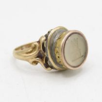 9ct gold seal ring - very old wax seal - 5.8g