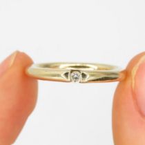 9ct gold tension set diamond ring (4.1g) Size O