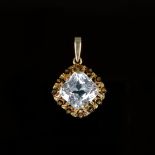 Aquamarine pendant, 585/14K yellow gold (hallmarked), 5.4g, rectangular faceted bright aquamarine, 