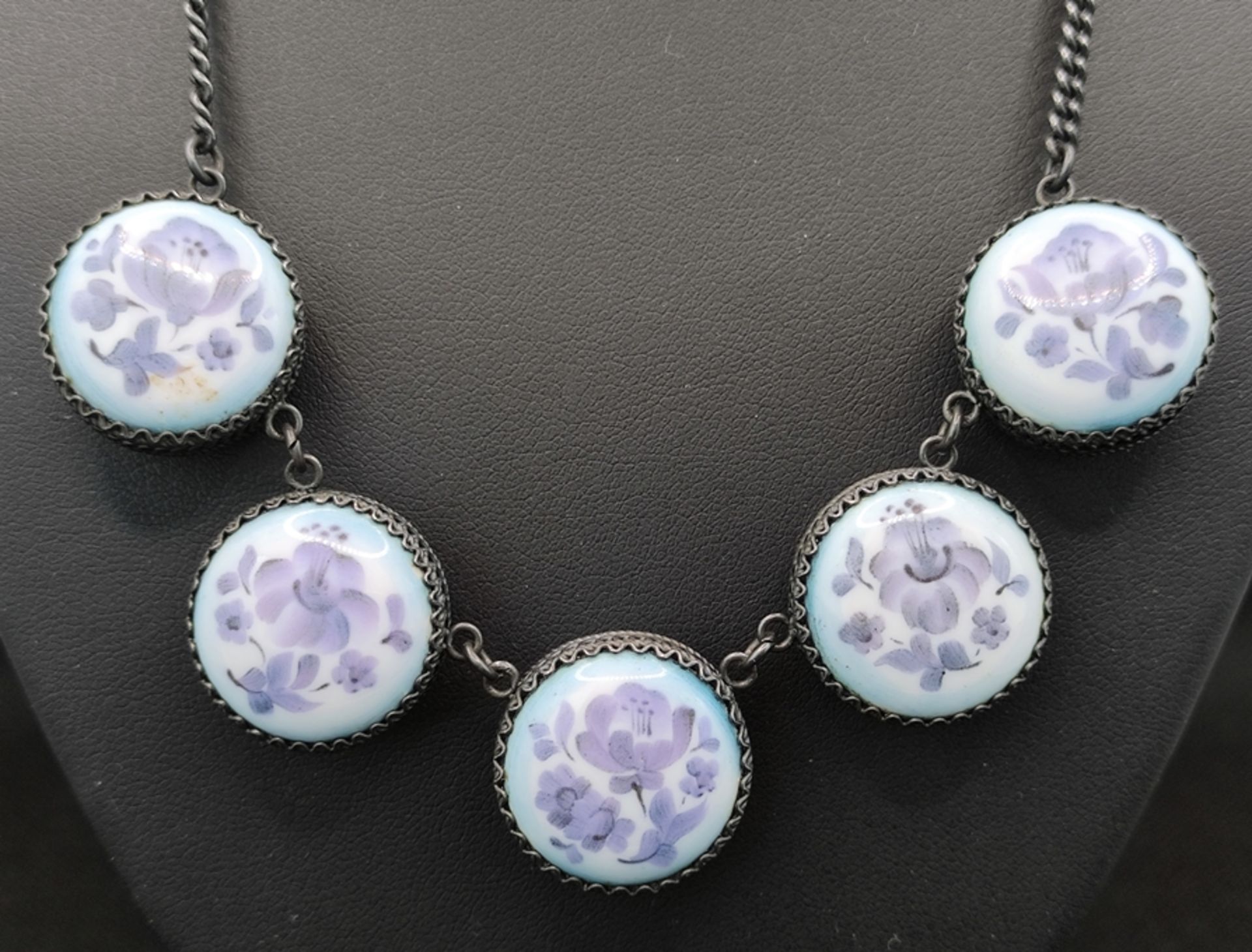 Porcelain necklace, middle part with 5 elements, these are decorated with purple flowers, length 48