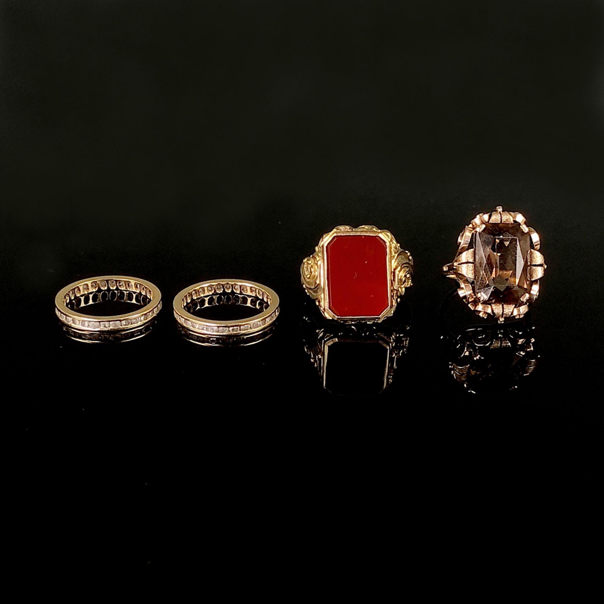 4 Ringe, bestehend aus einem Ring mit Karneol-Platte, Silber 835, vergoldet, Ringgröße 62, einem Ra - Bild 2 aus 4