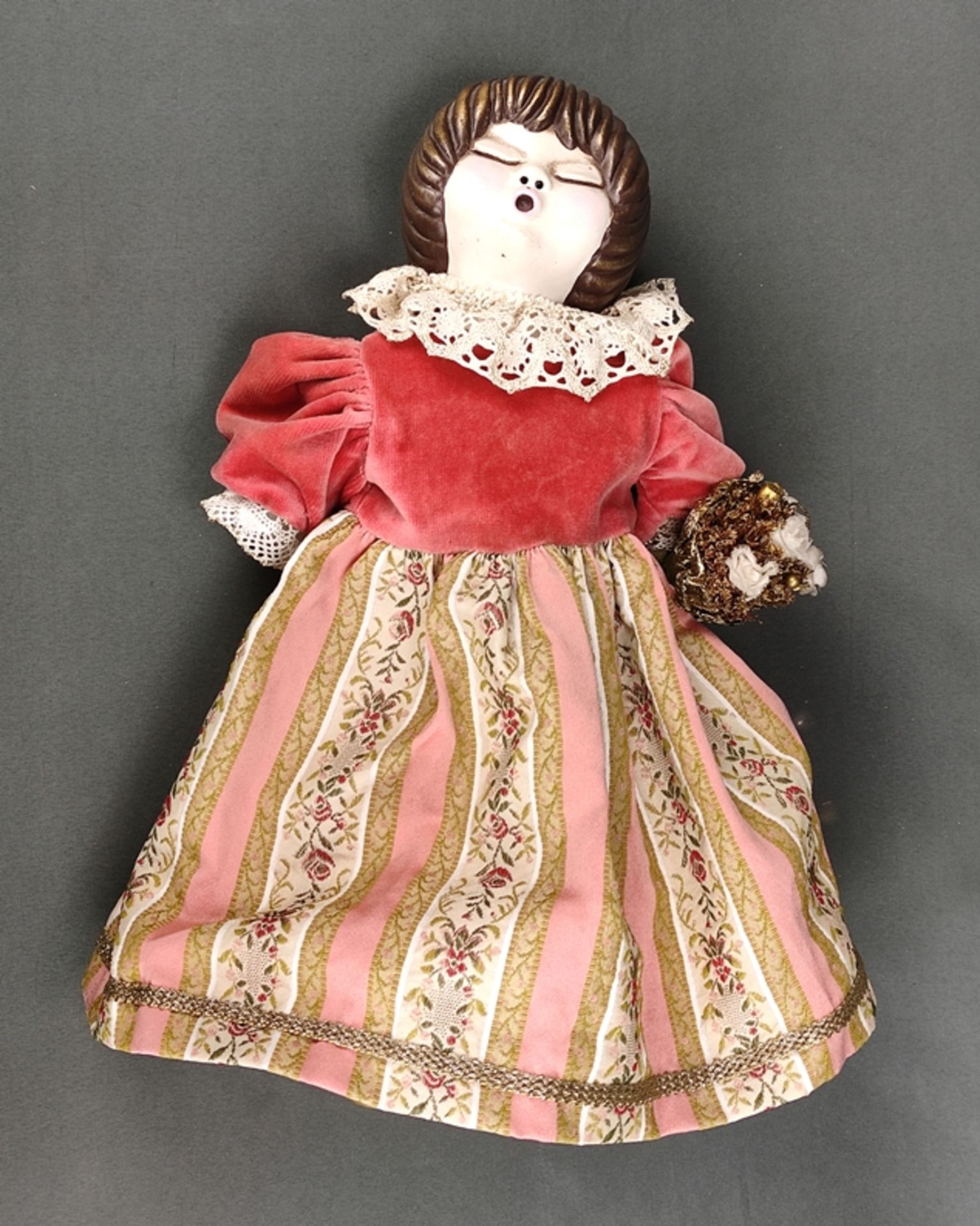 Bozner doll, Lene Countess Thun, K, polychrome painted, dressed, with bouquet of flowers, movable l - Image 2 of 3