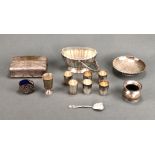 Silber/ Versilbertes, 13 Teile, bestehend aus 6 Schnapsbechern, Silber 835, 109g, einer Münzschale,