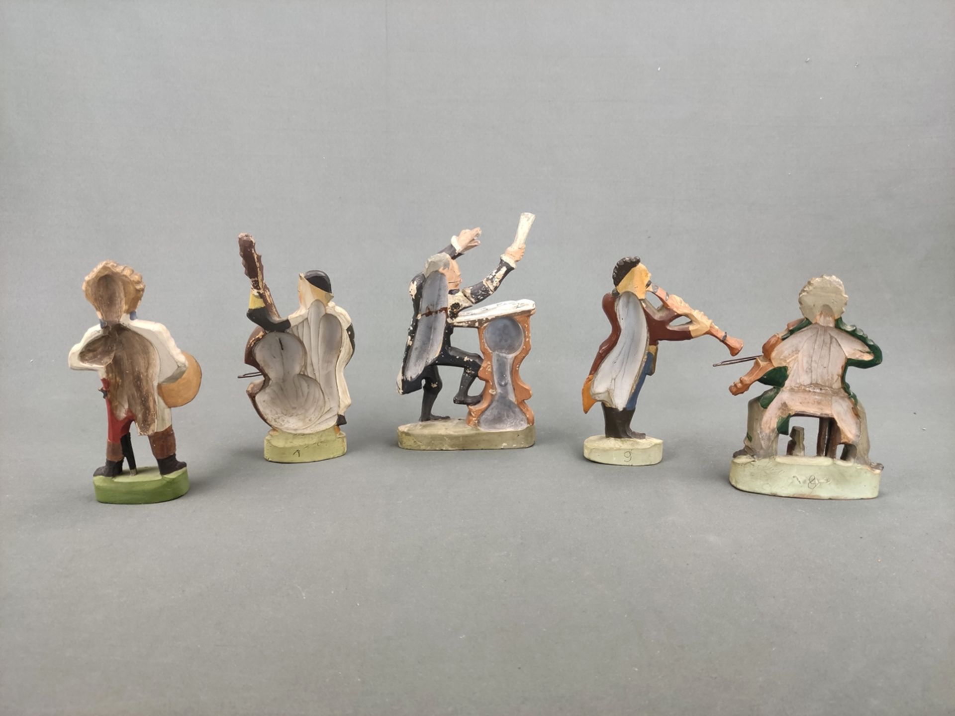 Zizenhauser musicians with music director, 5 figurines, terracotta, colourfully painted, moulding A - Image 2 of 3