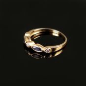 Diamant- Saphir- Ring, 750/18K Gelbgold (getestet), 2,49g, schauseitig im Wechsel besetzt mit 3 Dia